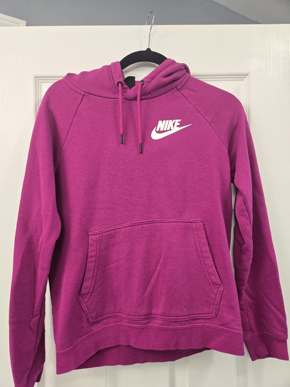 Nike Womens Small Magenta Futura Logo Pullover Hoodie Sweatshirt Kangaroo Pocket